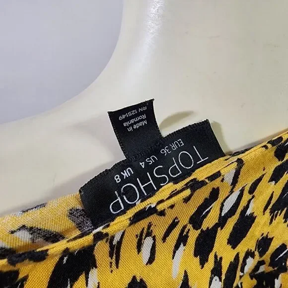 Topshop size 4 top - Picture 3 of 4